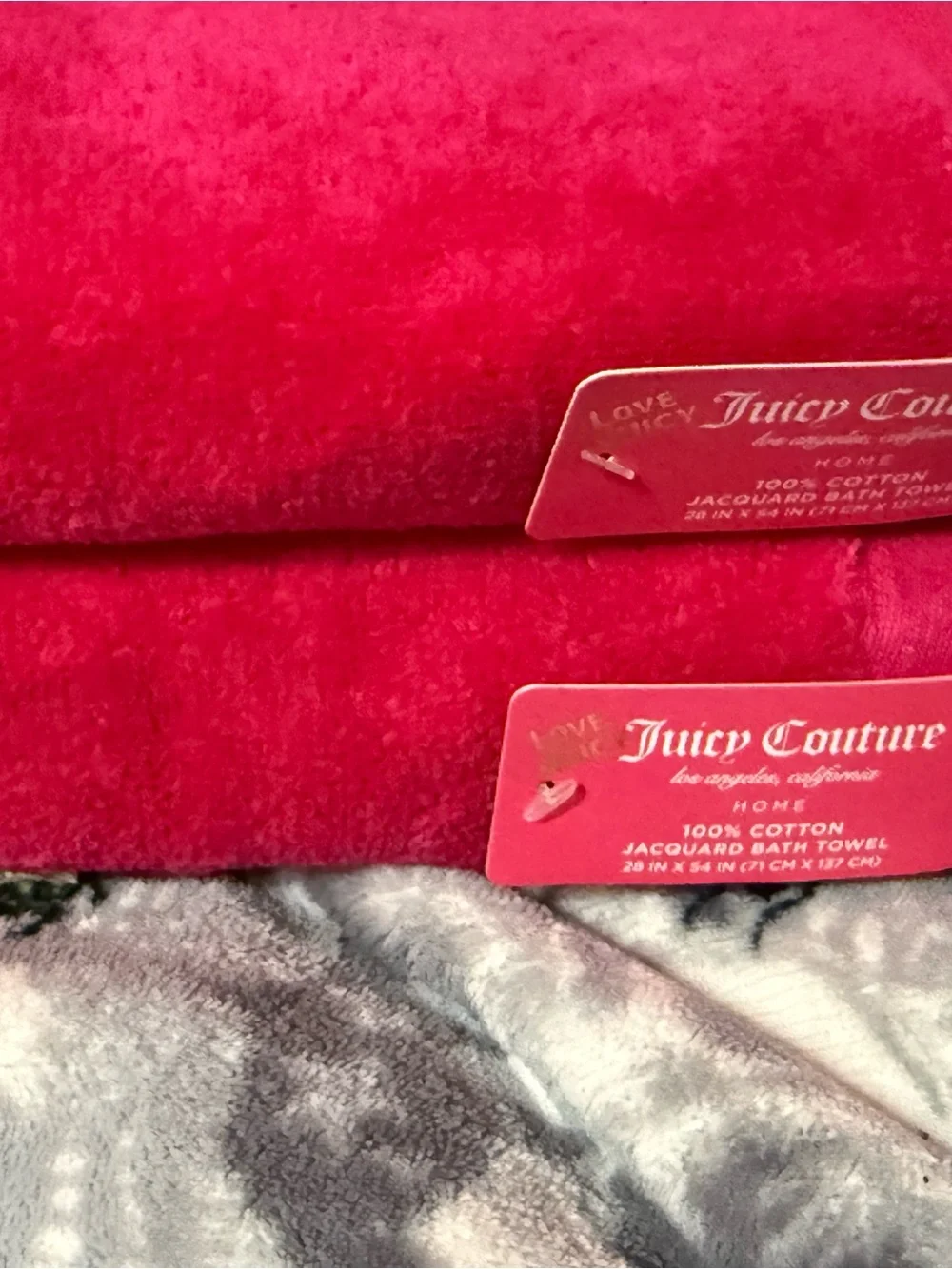 Juicy Couture Hot Pink Bath Towels & Hand Towels – New with Tags
